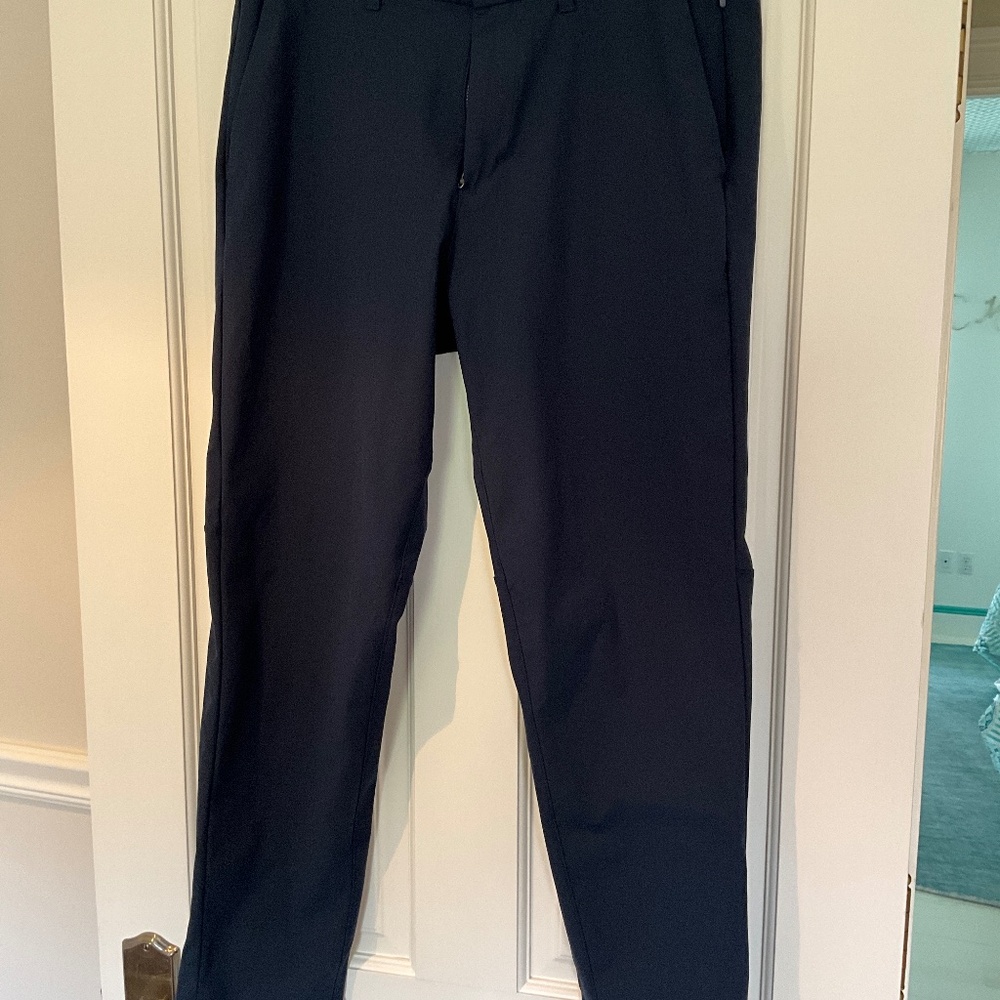 Lululemon Size 32 mens navy blue pants